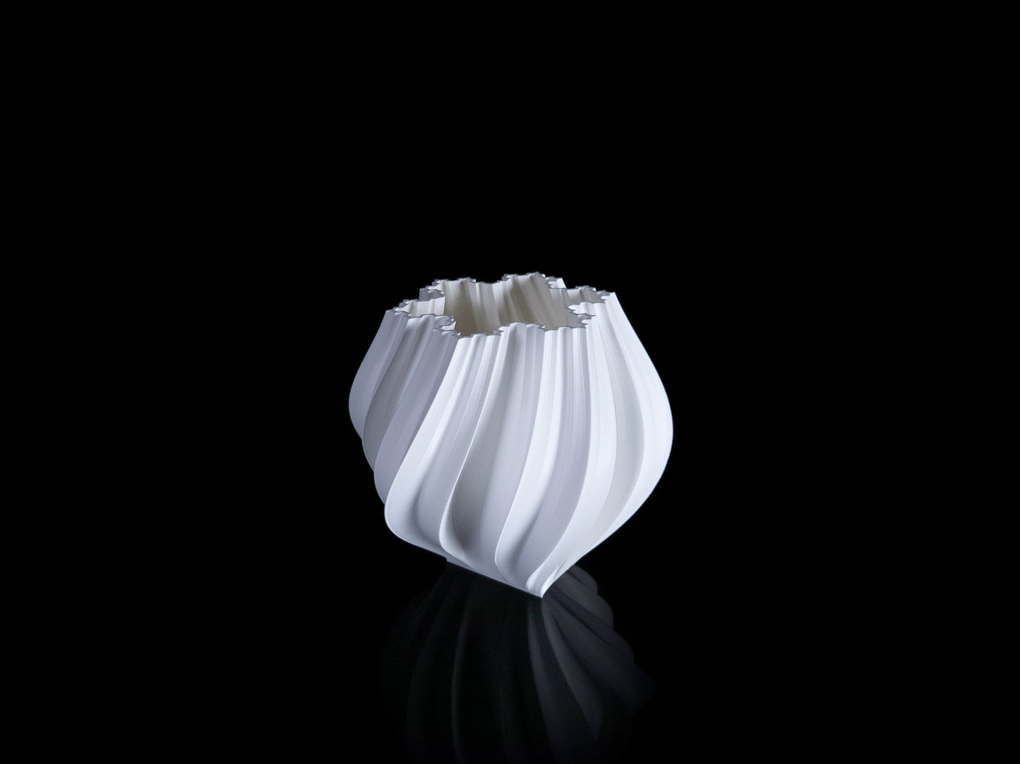 Fractal Koch Vase