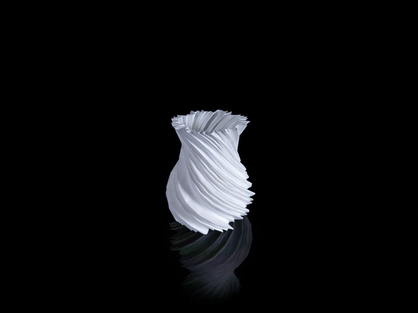 Spinny Jiggy Vase